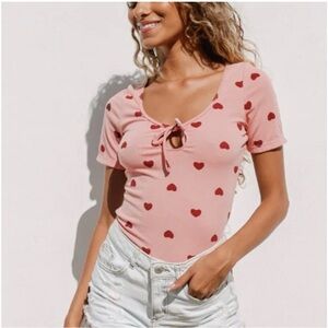 Cupshe “The Kimi” Pink Heart Bodysuit: M